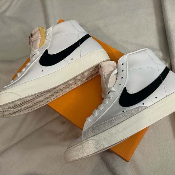 Nike Blazer Mid ‘77 / never worn - Picture 4 of 12
